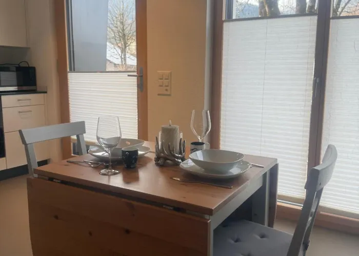 Happy Life Mountainview 5min Thun -25min Interlaken Apartment